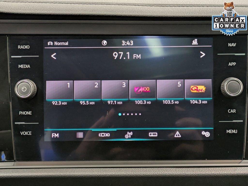 Used 2021 Volkswagen Jetta SEL Premium image 14