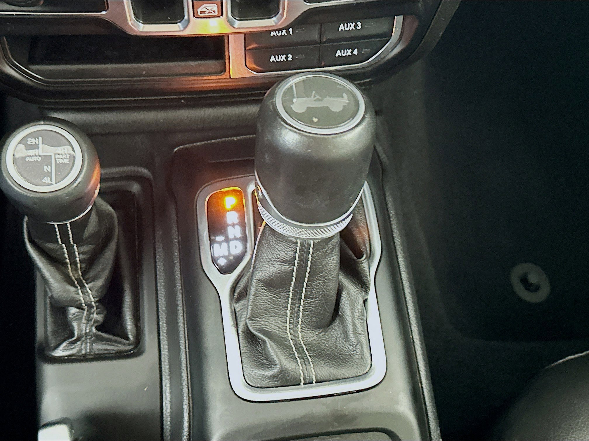 Used 2022 Jeep Wrangler Sahara w/ Cold Weather Group image 25