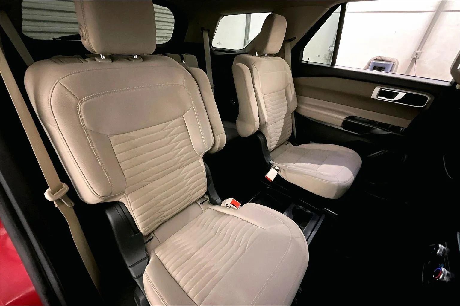 Certified 2020 Ford Explorer XLT w/ Class III Trailer Tow Package image 26