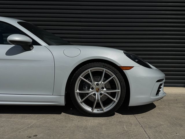 Certified 2025 Porsche 718 Cayman image 11