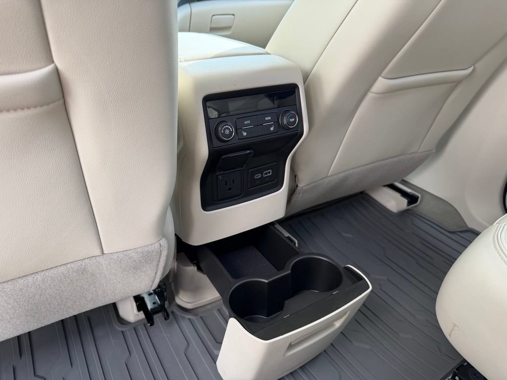 Certified 2023 GMC Acadia Denali w/ Denali Technology Package AWD/4WD image 13