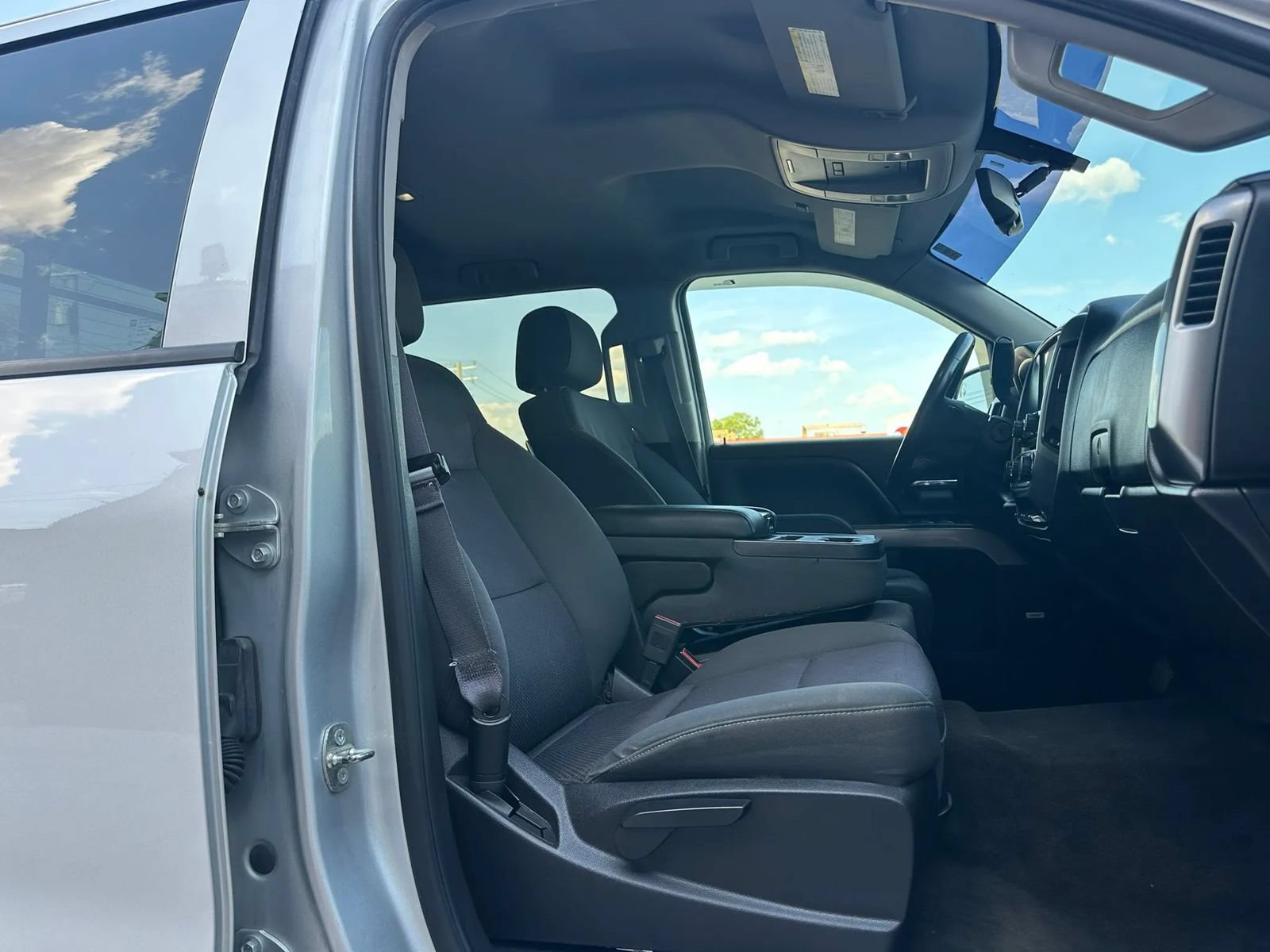 Used 2015 Chevrolet Silverado 1500 LT w/ All Star Edition AWD/4WD image 12