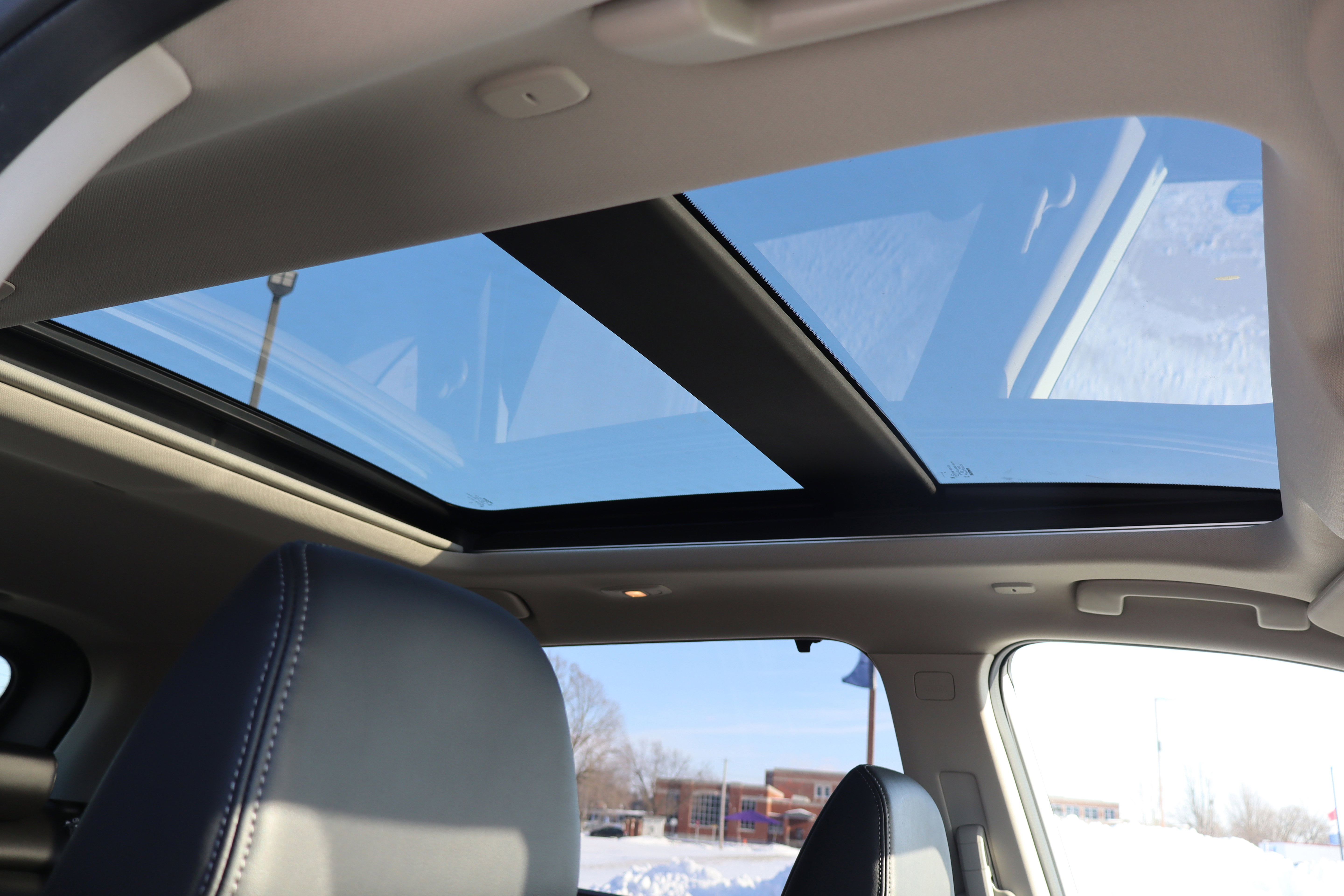 Used 2023 Nissan Rogue Platinum w/ Platinum Premium Package image 27