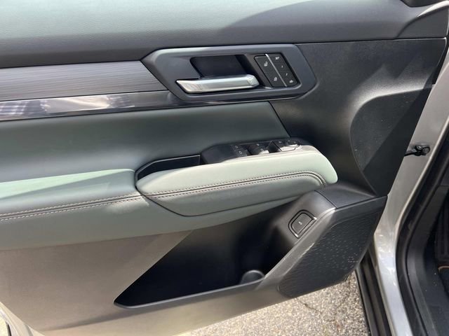 New 2026 GMC Terrain AT4 w/ Convenience Package III AWD/4WD image 14
