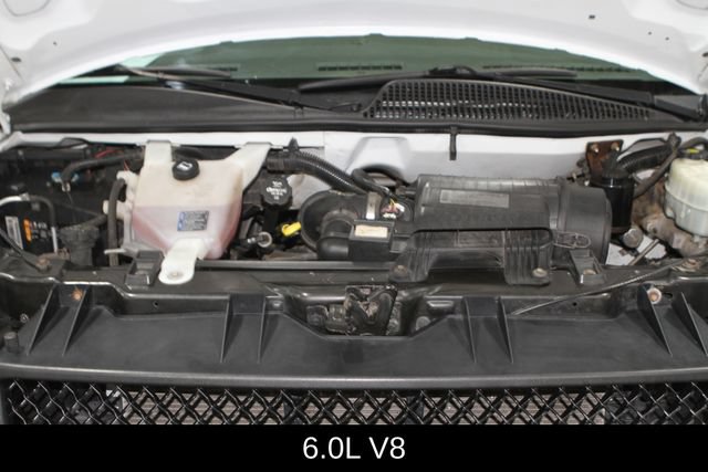 Used 2014 Chevrolet Express 3500 RWD image 3