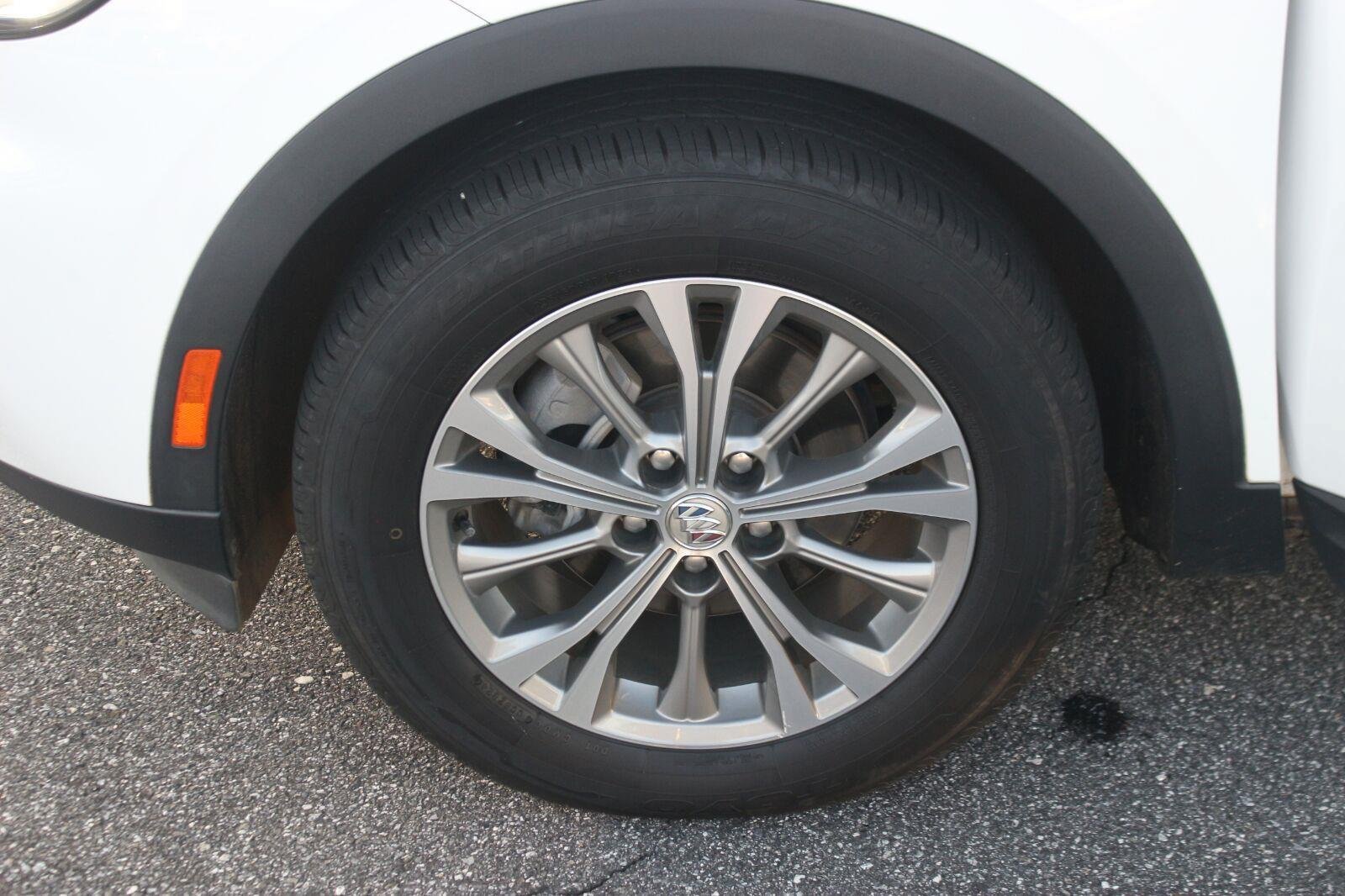 Used 2022 Buick Envision Preferred w/ Safety Package FWD image 35