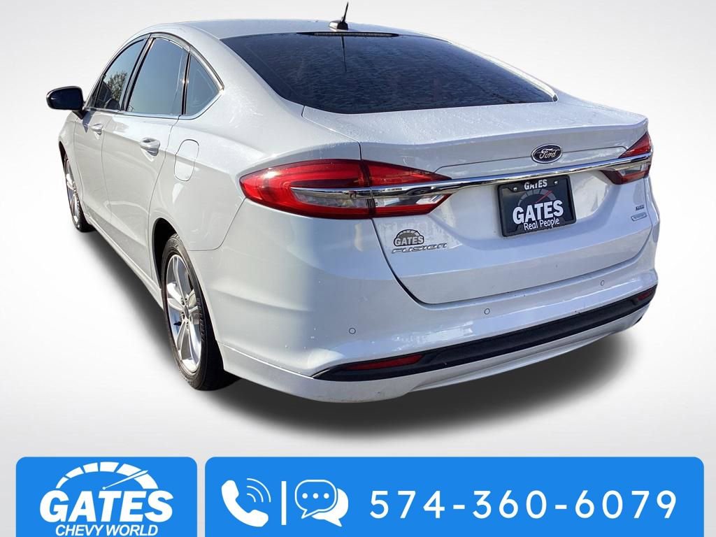 Used 2018 Ford Fusion SE w/ Fusion SE Technology Package FWD image 7