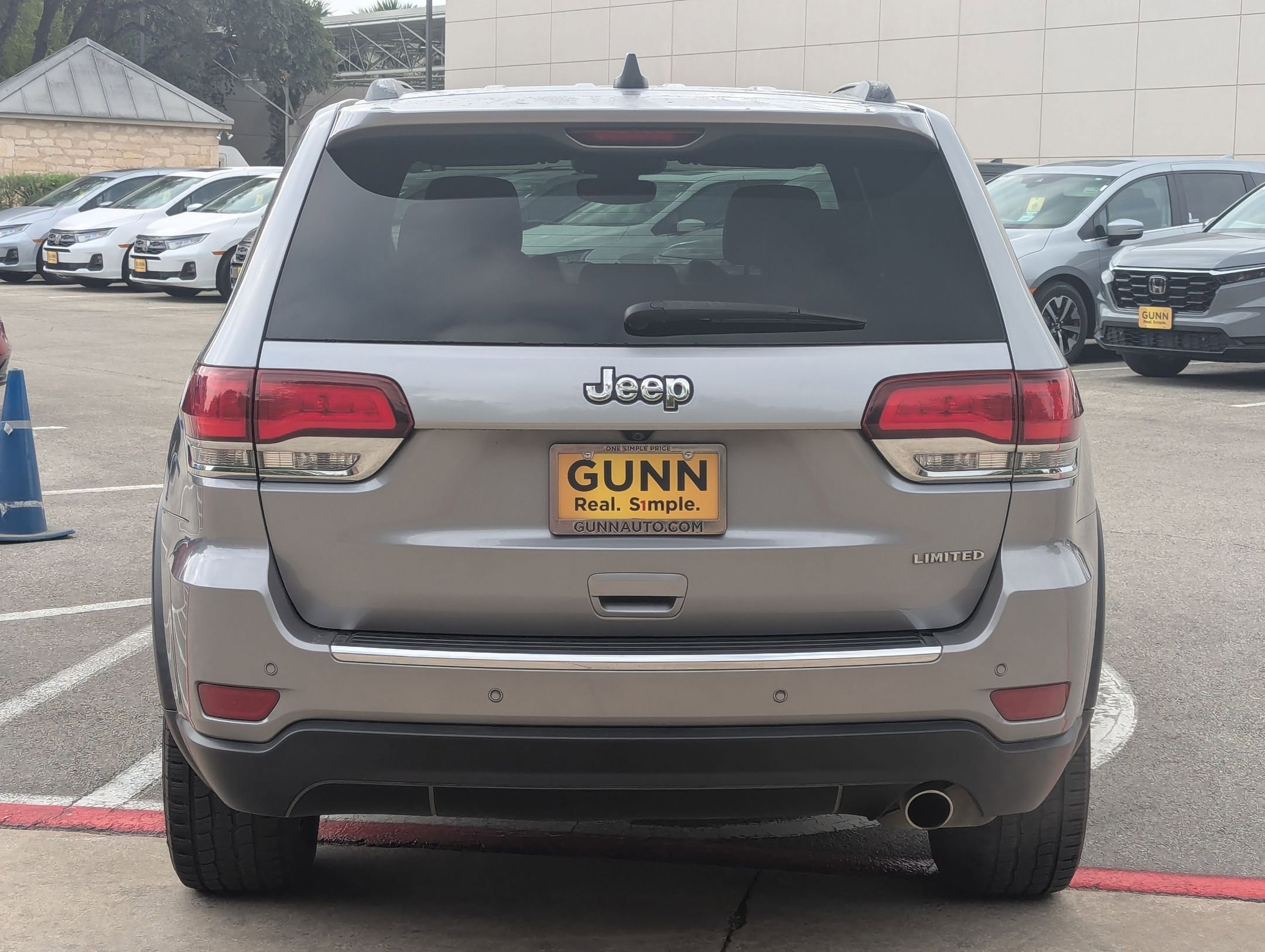 Used 2020 Jeep Grand Cherokee Limited image 5