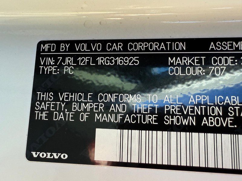 Certified 2024 Volvo S60 B5 Plus w/ Protection Package Premier image 22