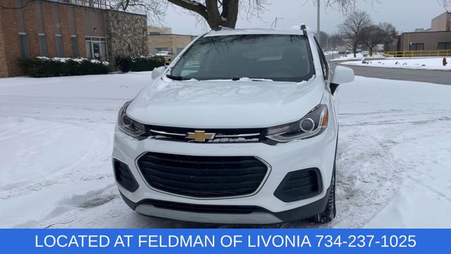 Certified 2022 Chevrolet Trax LT w/ LT Convenience Package image 3