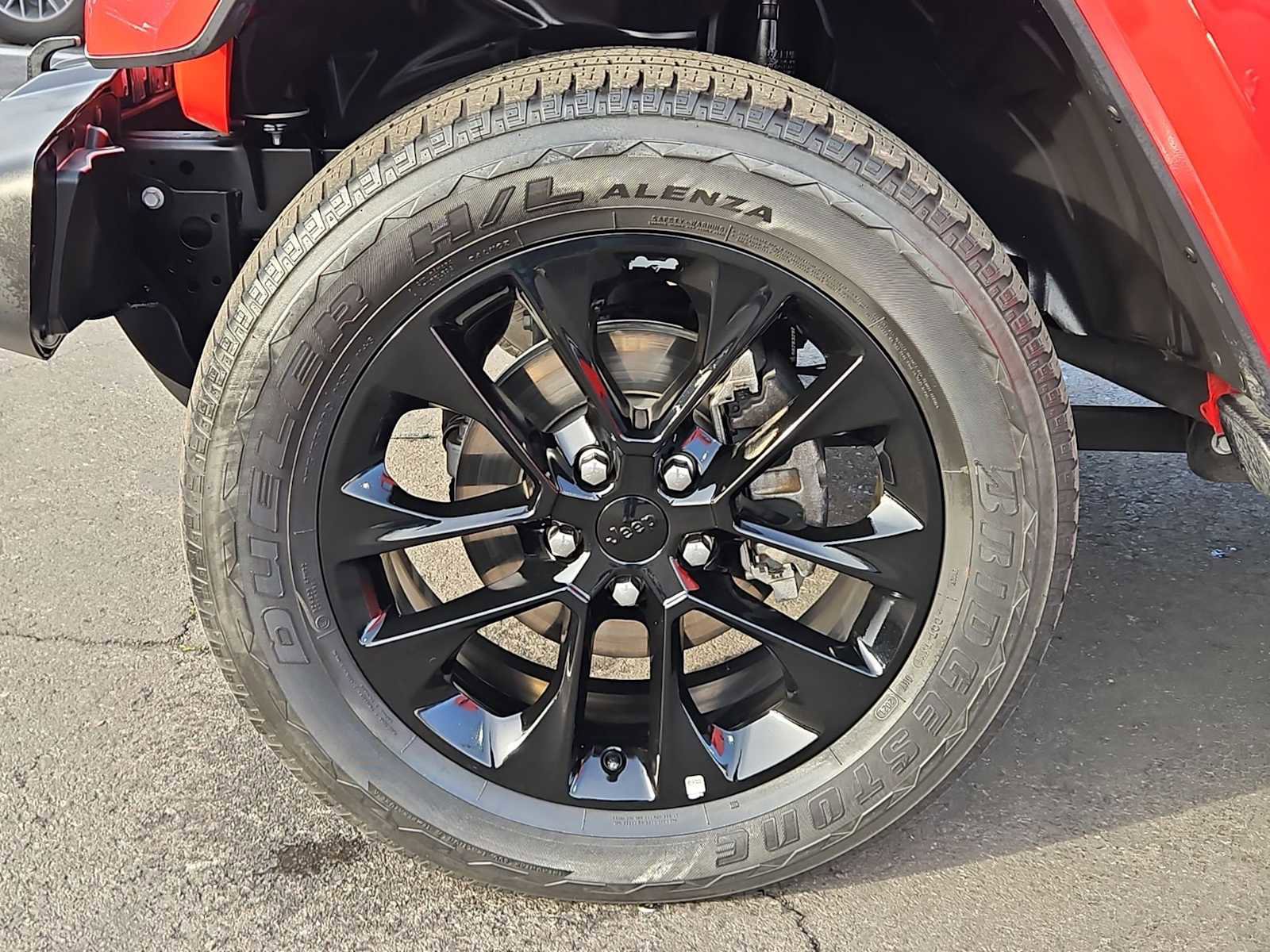 Used 2021 Jeep Wrangler Unlimited Sahara w/ Cold Weather Group image 13