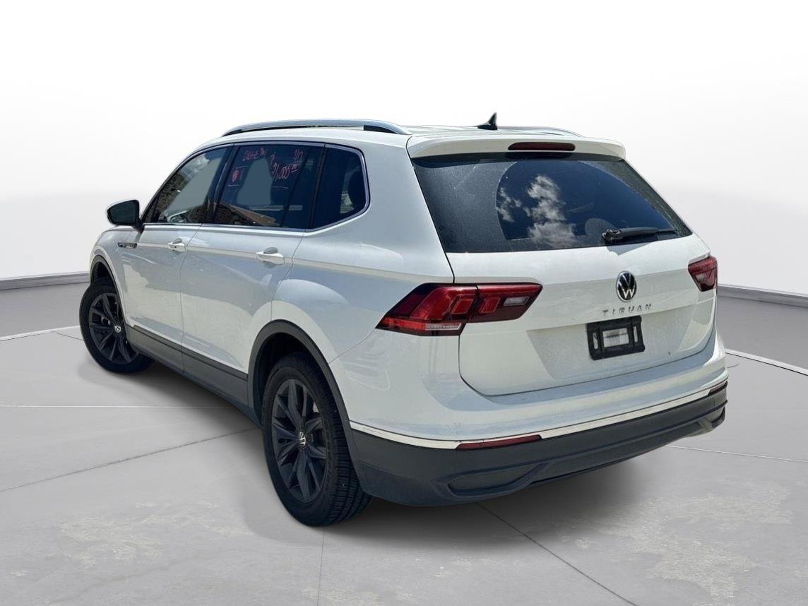 Used 2022 Volkswagen Tiguan SE FWD image 8
