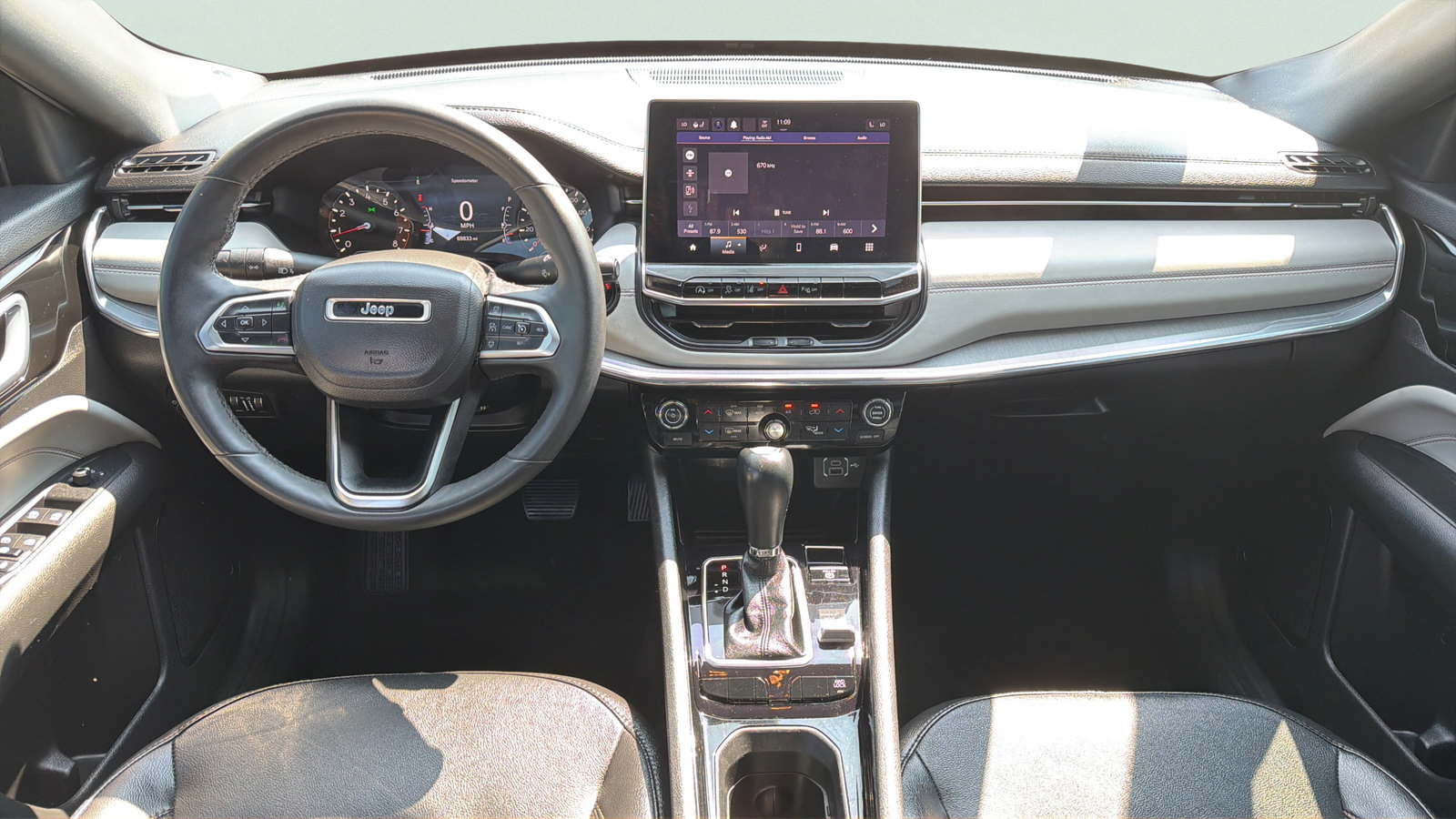 Used 2023 Jeep Compass Limited AWD/4WD image 15