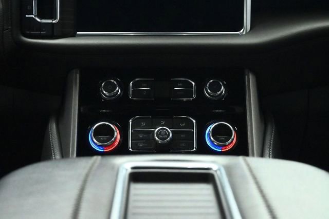 Used 2021 GMC Yukon Denali w/ Denali Premium Package RWD image 38