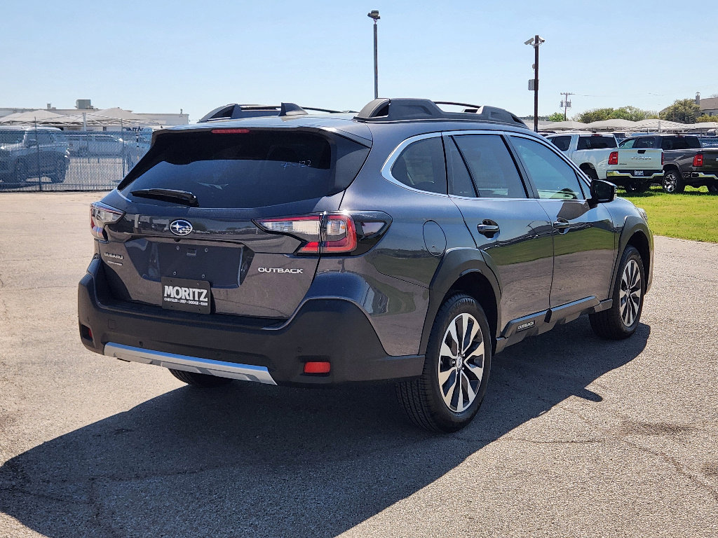 Used 2025 Subaru Outback Limited image 4