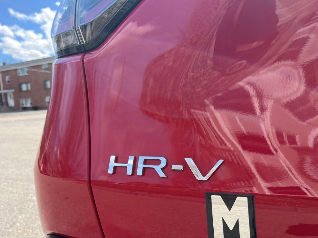 Used 2024 Honda HR-V Sport image 11