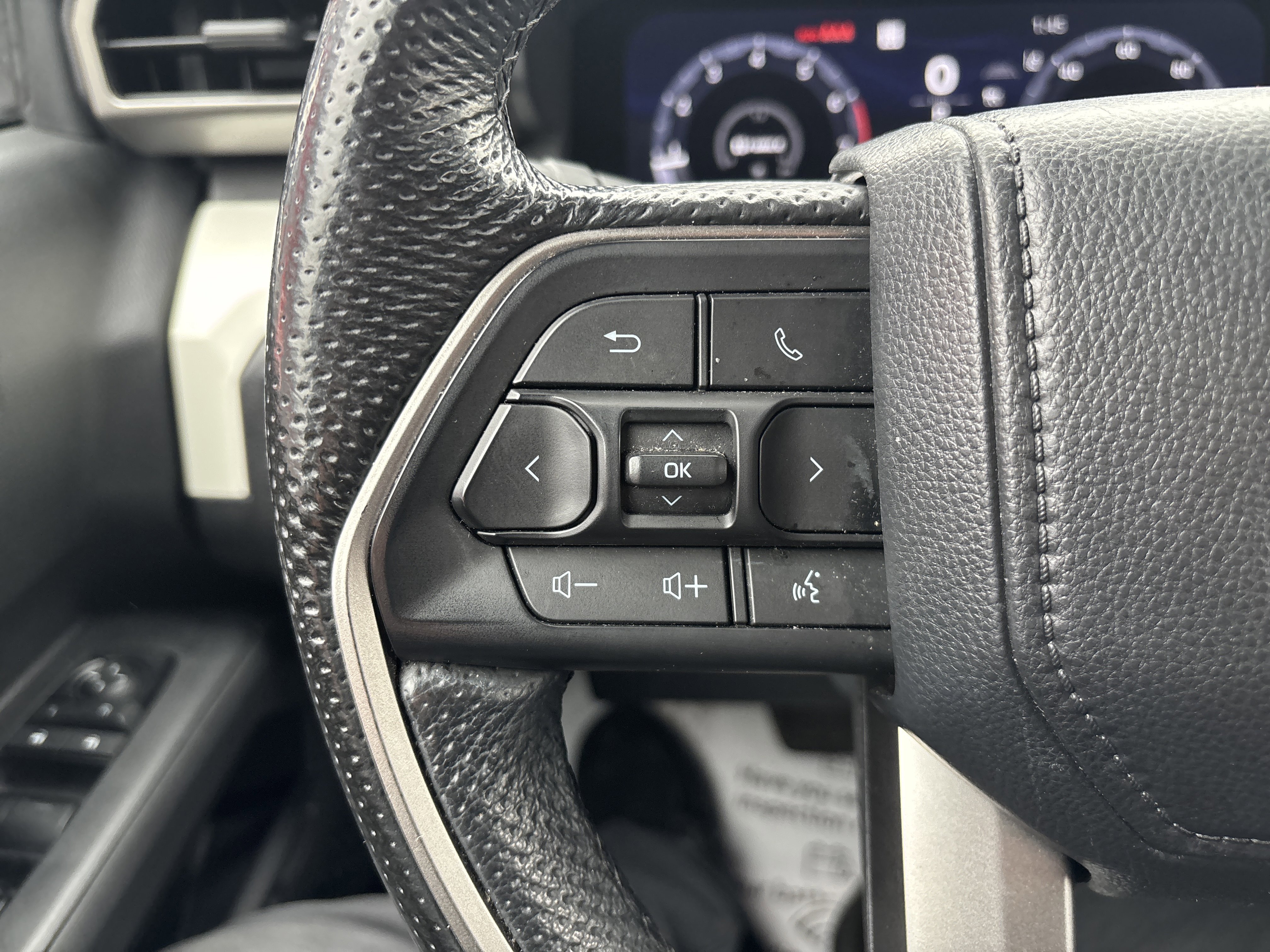 Certified 2024 Toyota Tacoma TRD Off-Road image 18