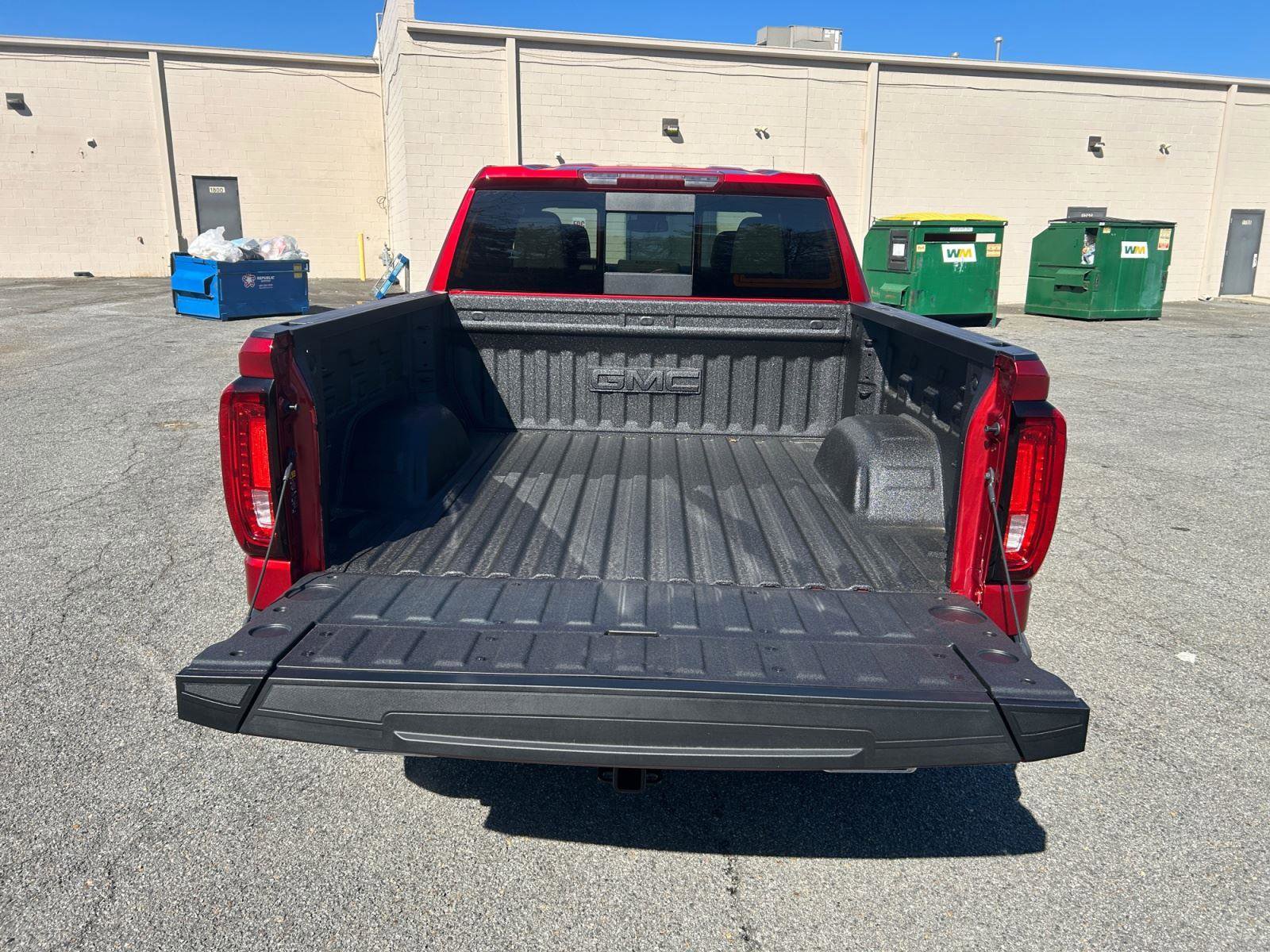 New 2026 GMC Sierra 1500 SLT w/ SLT Premium Package image 16