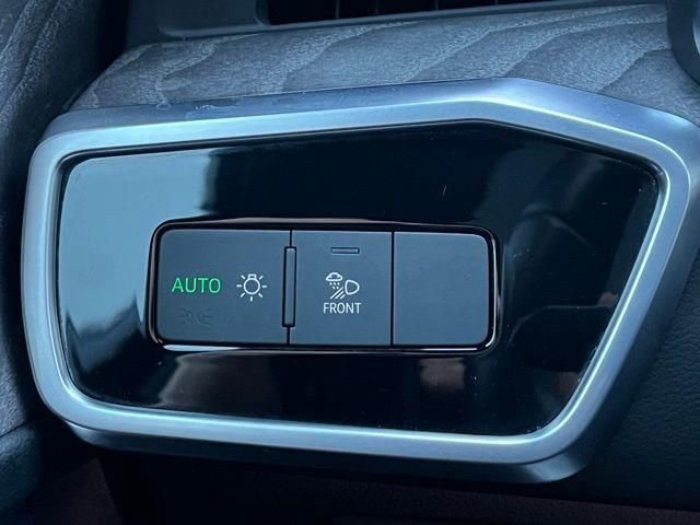 Used 2024 Audi A6 Premium Plus image 34