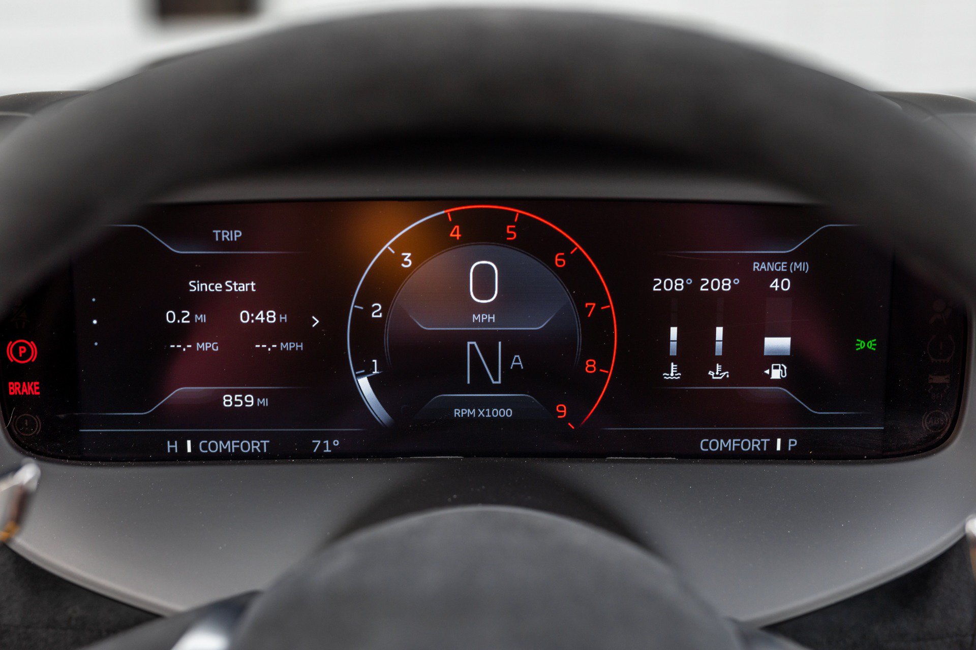 Used 2024 McLaren 750S Spider RWD image 45