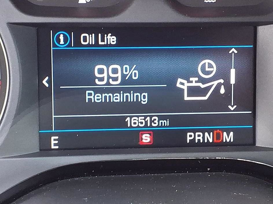 Used 2024 Chevrolet Camaro LT w/ Technology Package RWD image 32