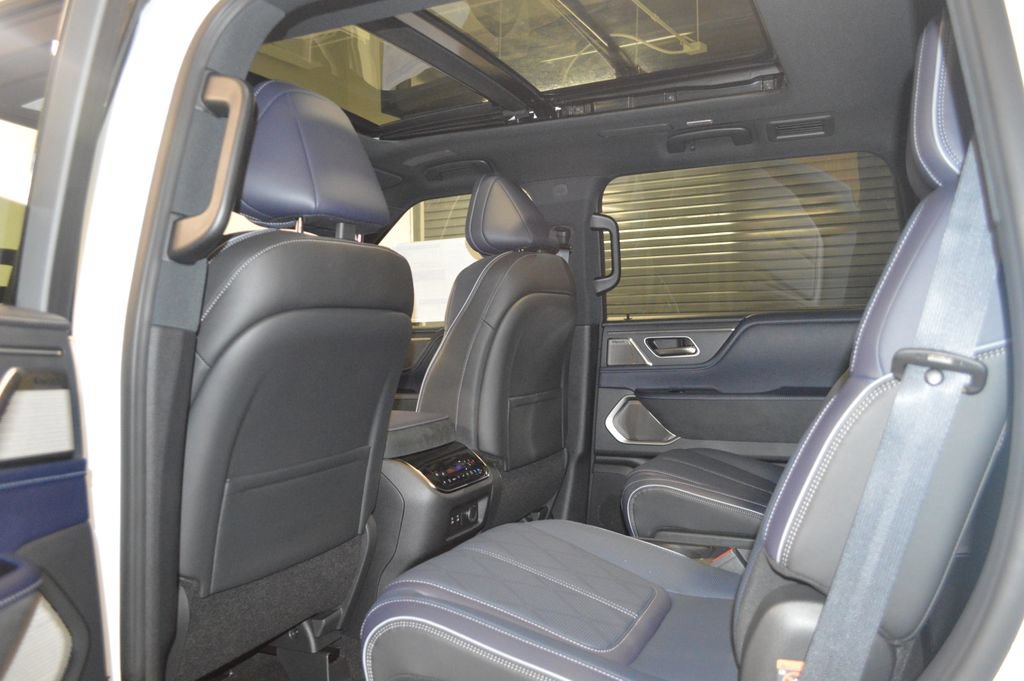 New 2026 INFINITI QX80 4WD w/ Sport Exterior Package image 35