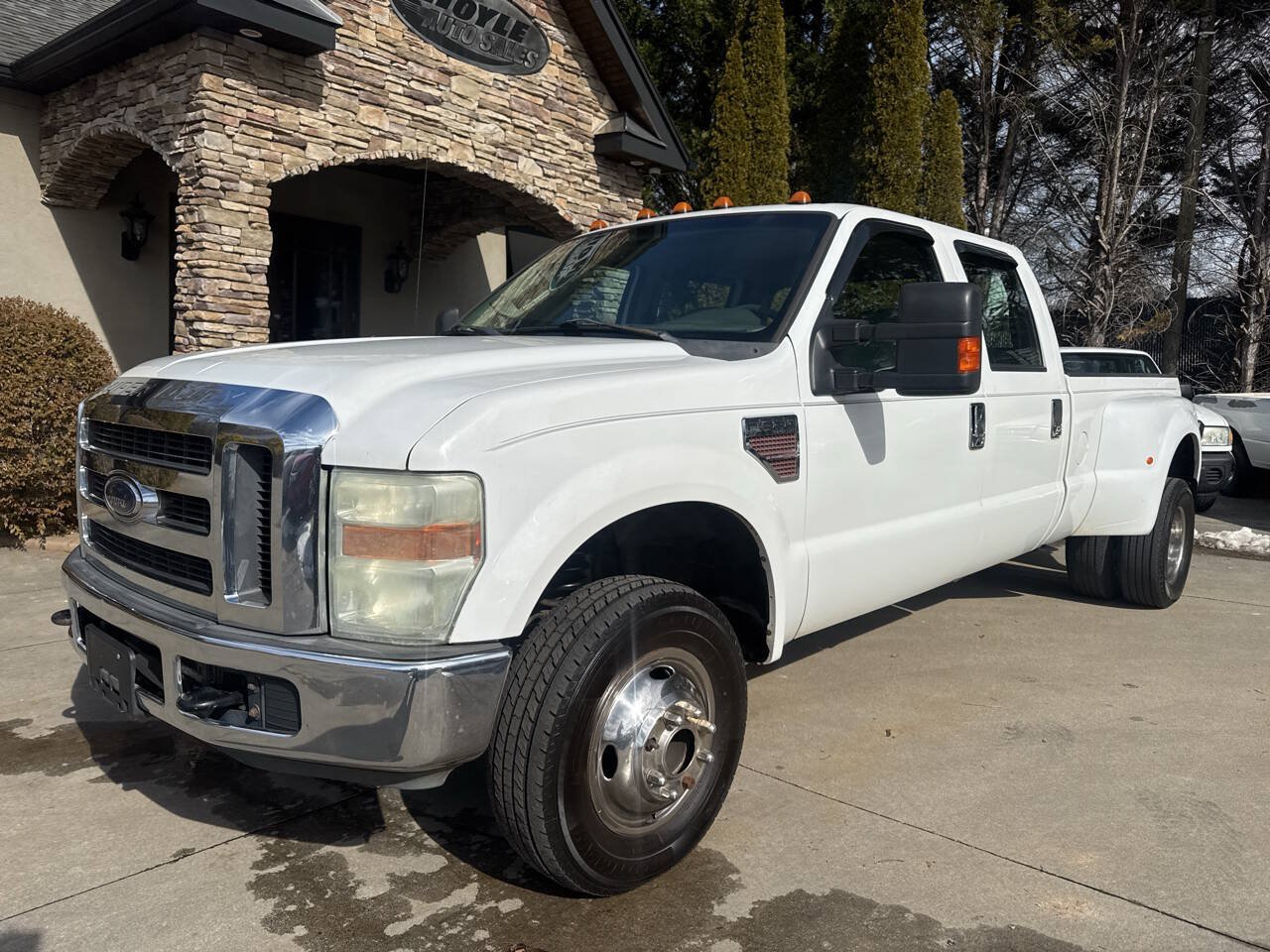 Used 2010 Ford F350 XL AWD/4WD image 2