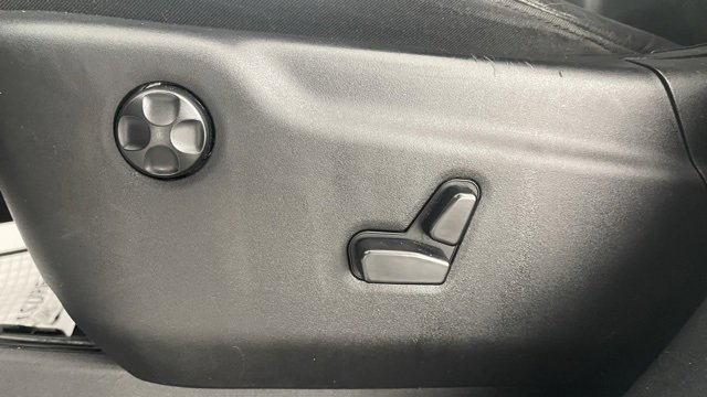 Used 2017 Jeep Grand Cherokee Limited image 35