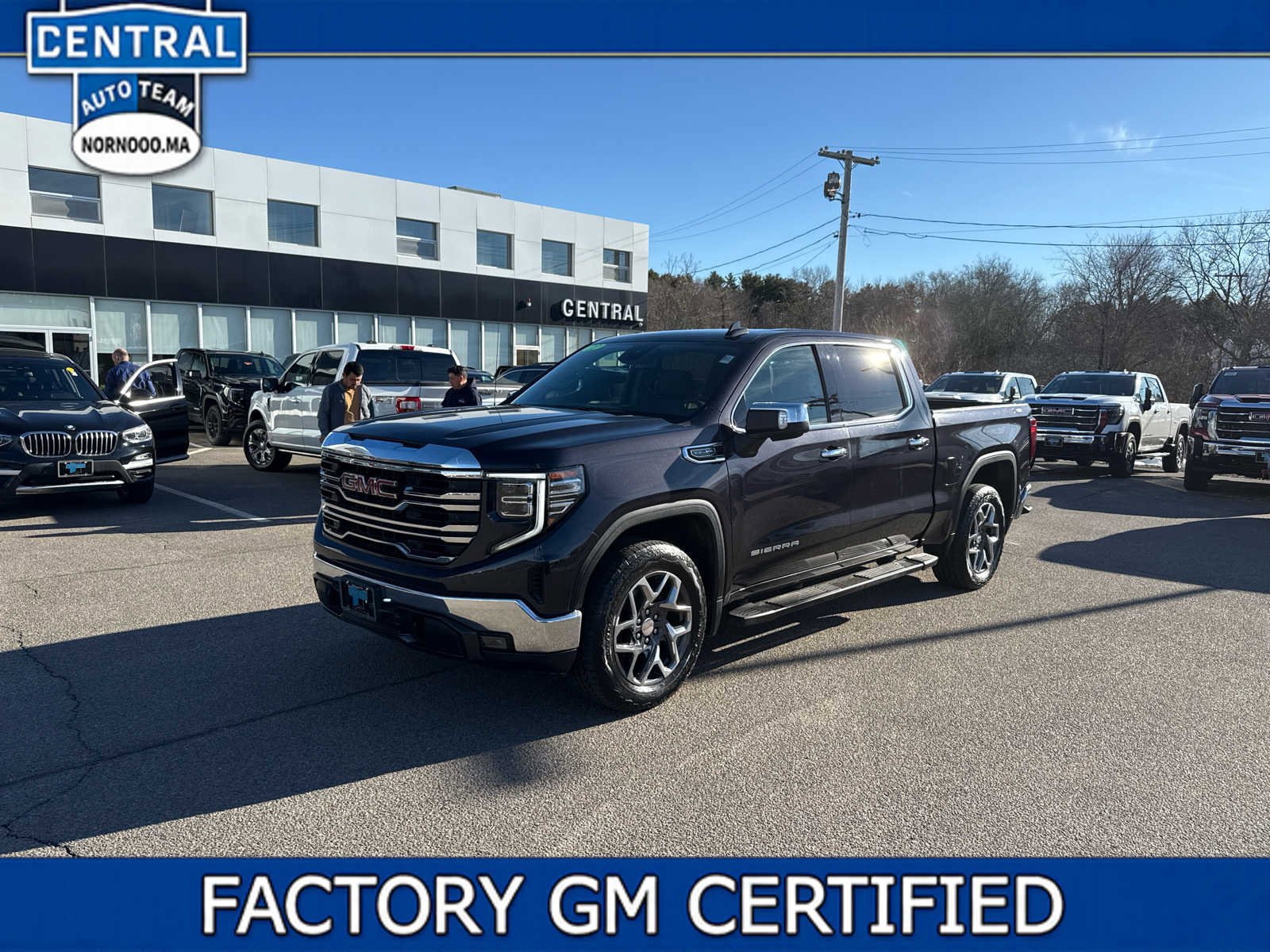 Used 2022 GMC Sierra 1500 SLT AWD/4WD image 1