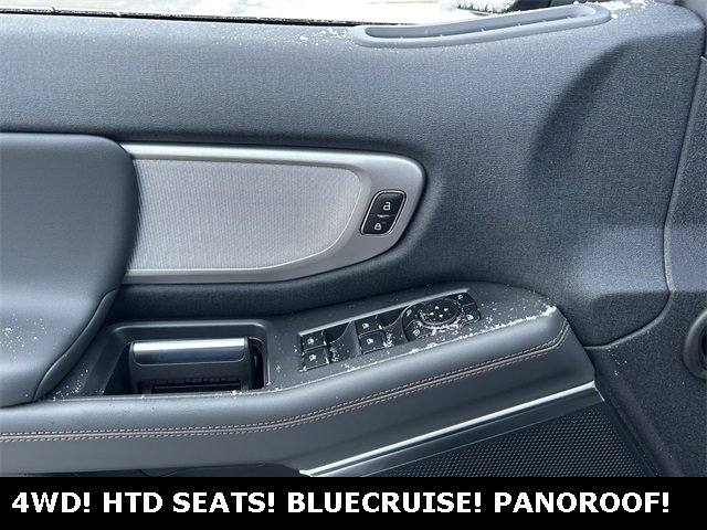 New 2025 Ford Expedition Max Active image 8