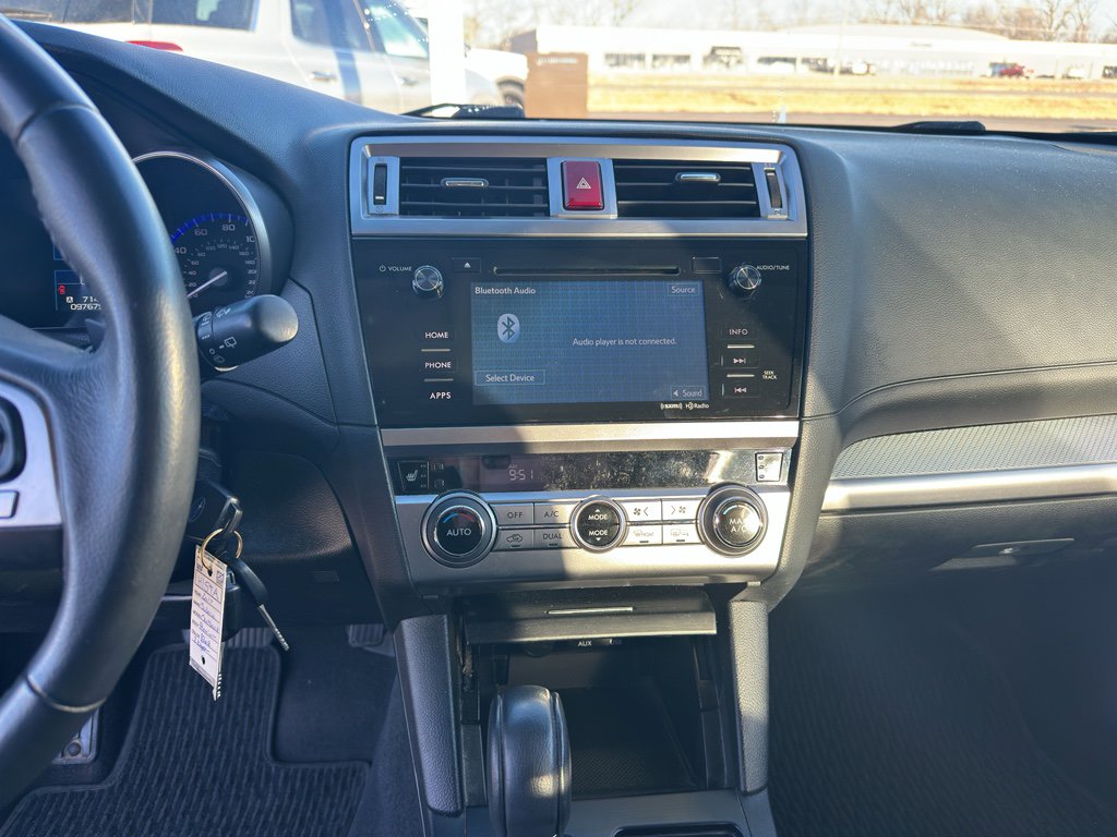 Used 2017 Subaru Outback 2.5i Premium image 18