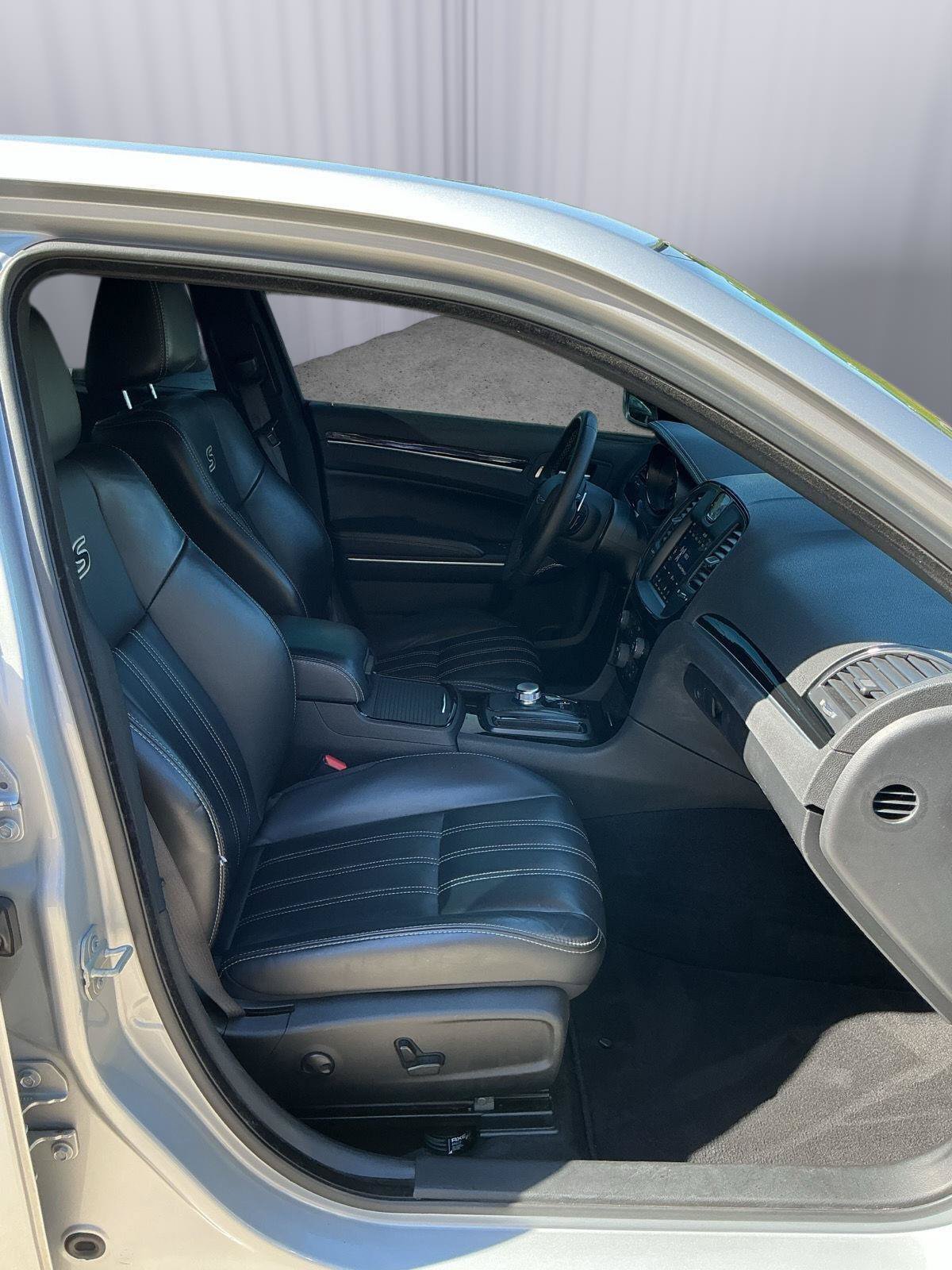 Used 2023 Chrysler 300 S RWD image 26