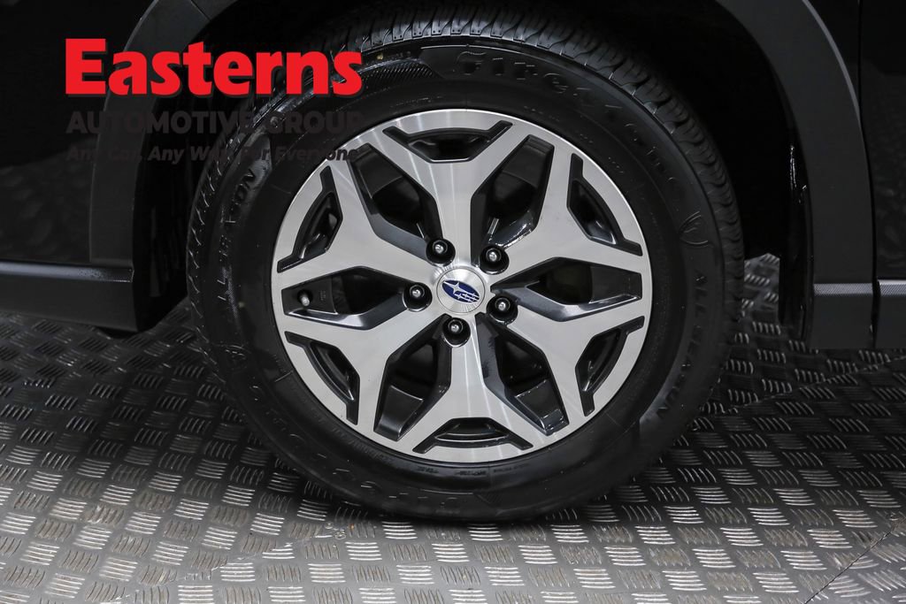 Used 2023 Subaru Forester Premium image 36