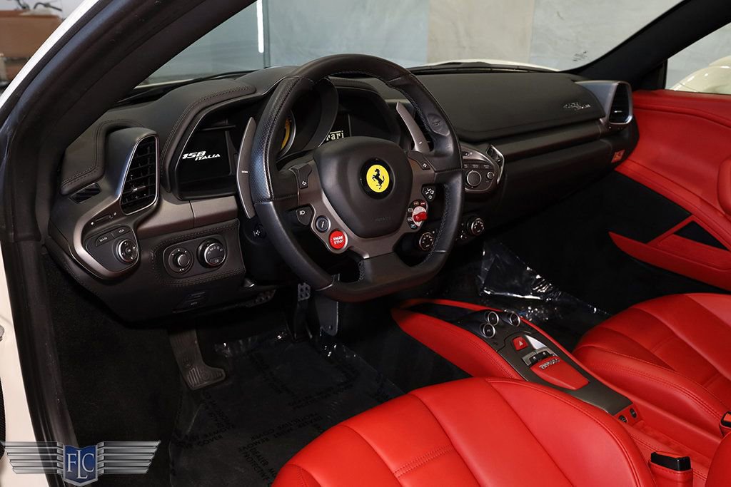 Used 2014 Ferrari 458 Italia Coupe RWD image 26