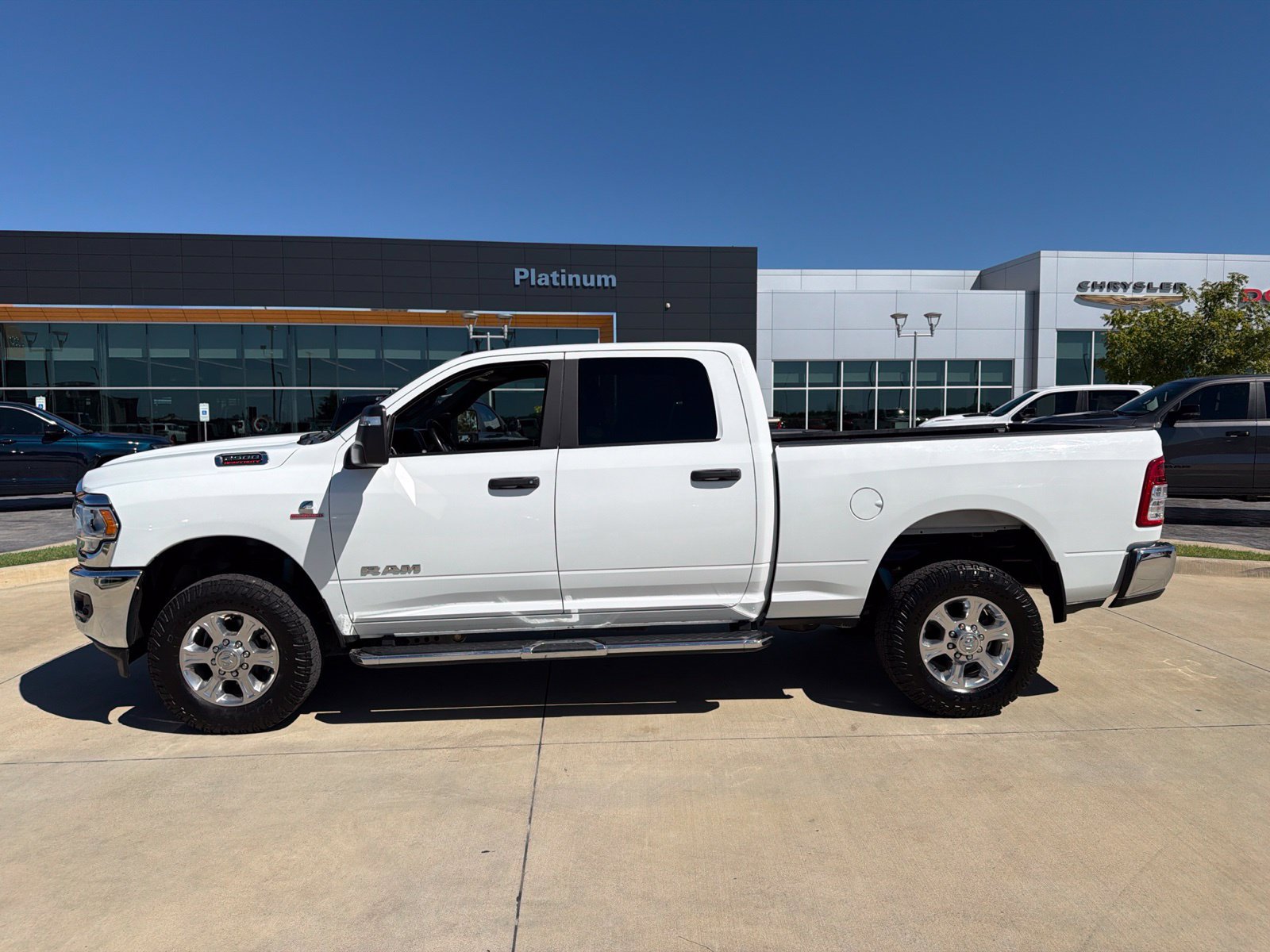 Used 2024 RAM 2500 Big Horn w/ Off Road Package AWD/4WD image 2