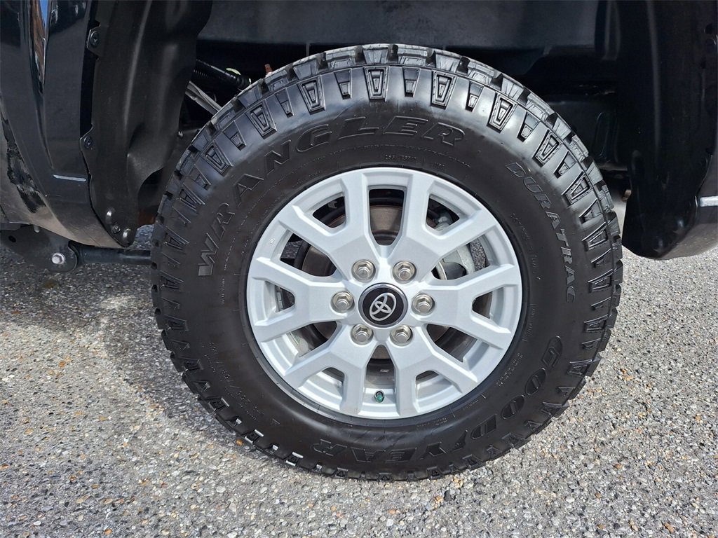 Used 2024 Toyota Tacoma SR5 image 24