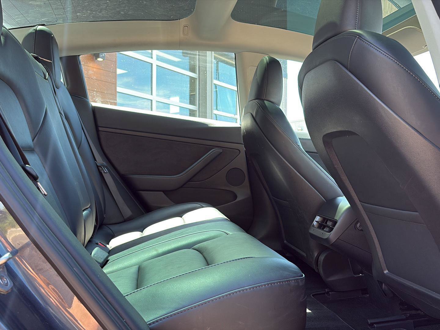 Used 2023 Tesla Model 3 Performance AWD/4WD image 23