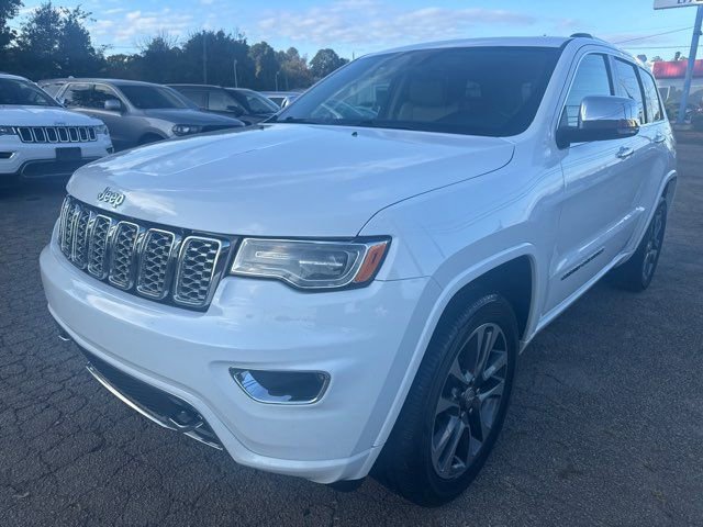 Used 2017 Jeep Grand Cherokee Overland image 3