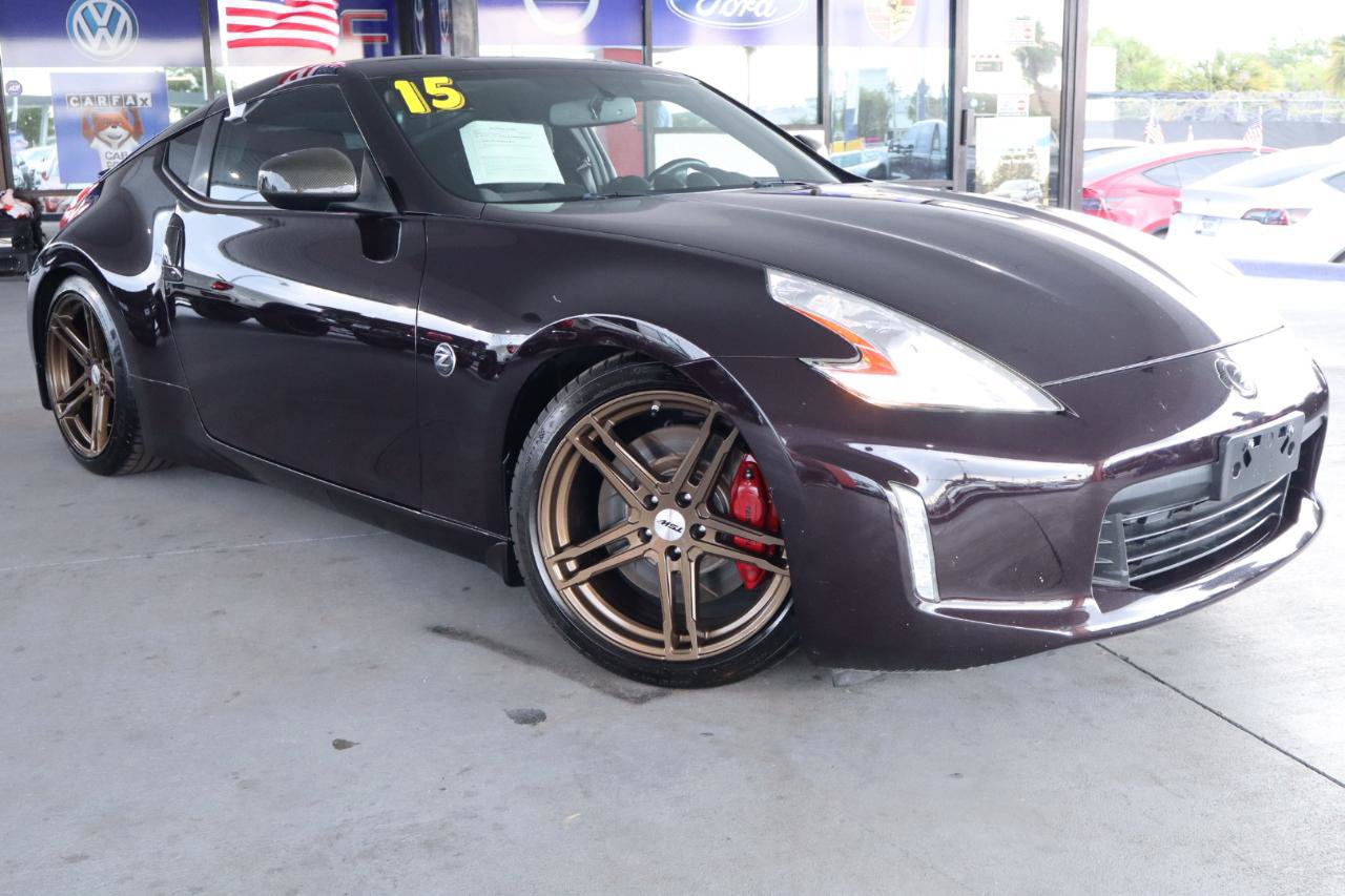 Used 2015 Nissan 370Z Coupe RWD image 3