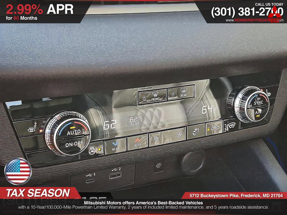 Used 2025 Mitsubishi Outlander SEL Black Edition image 12