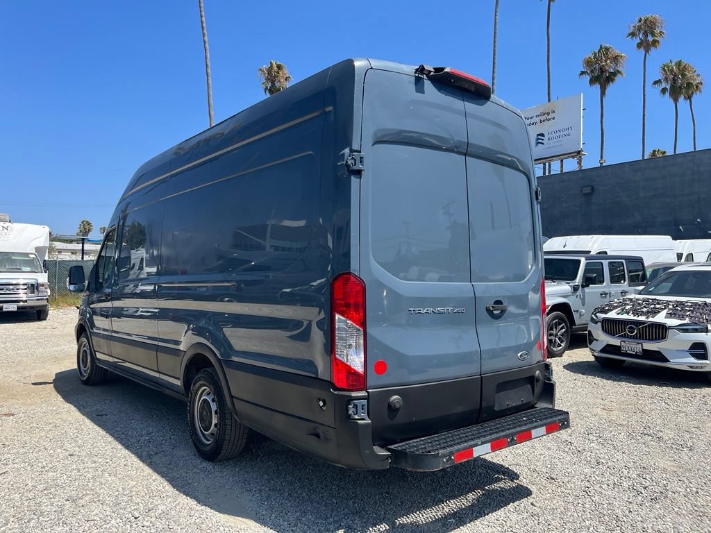 Used 2019 Ford Transit 250 148 High Roof Extended RWD image 7
