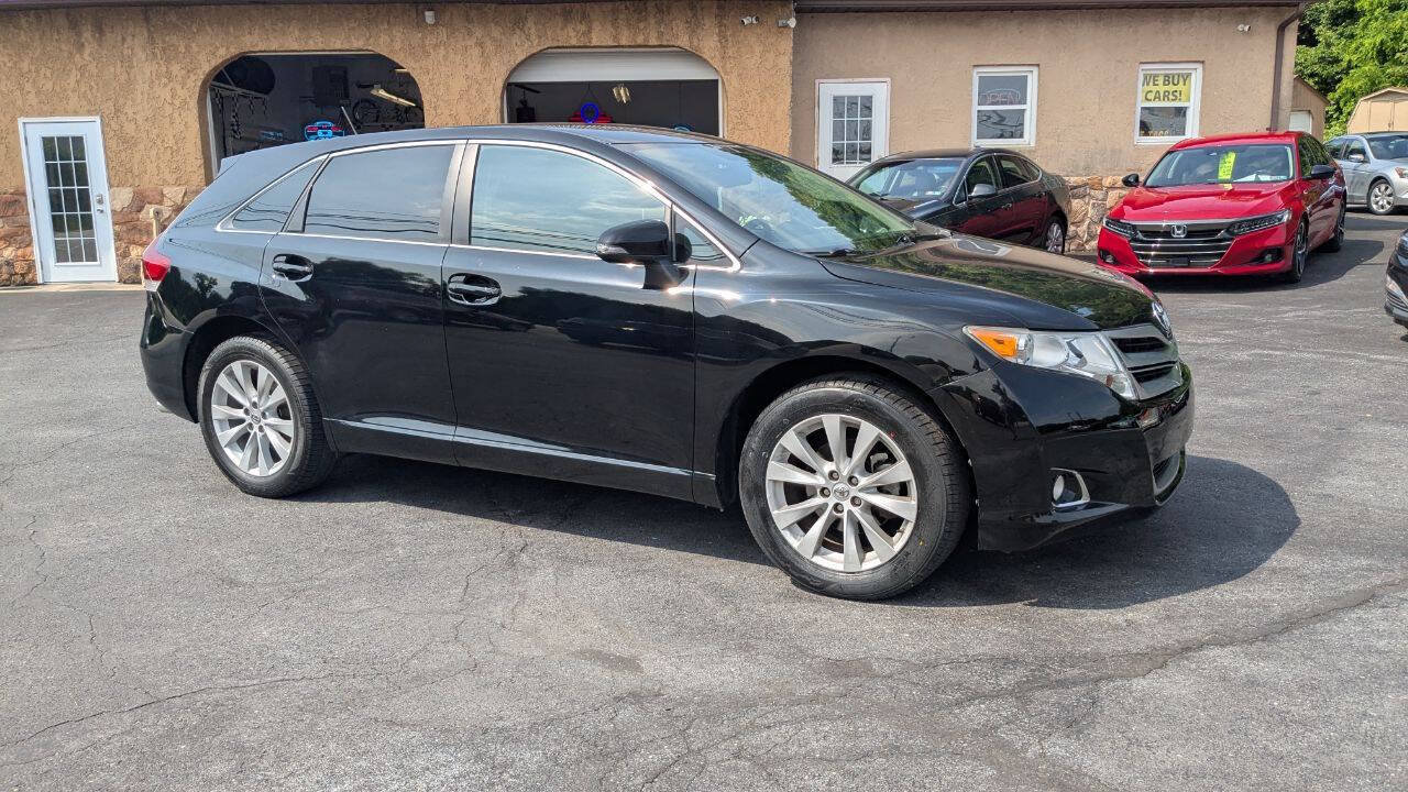 Used 2015 Toyota Venza LE AWD/4WD image 8