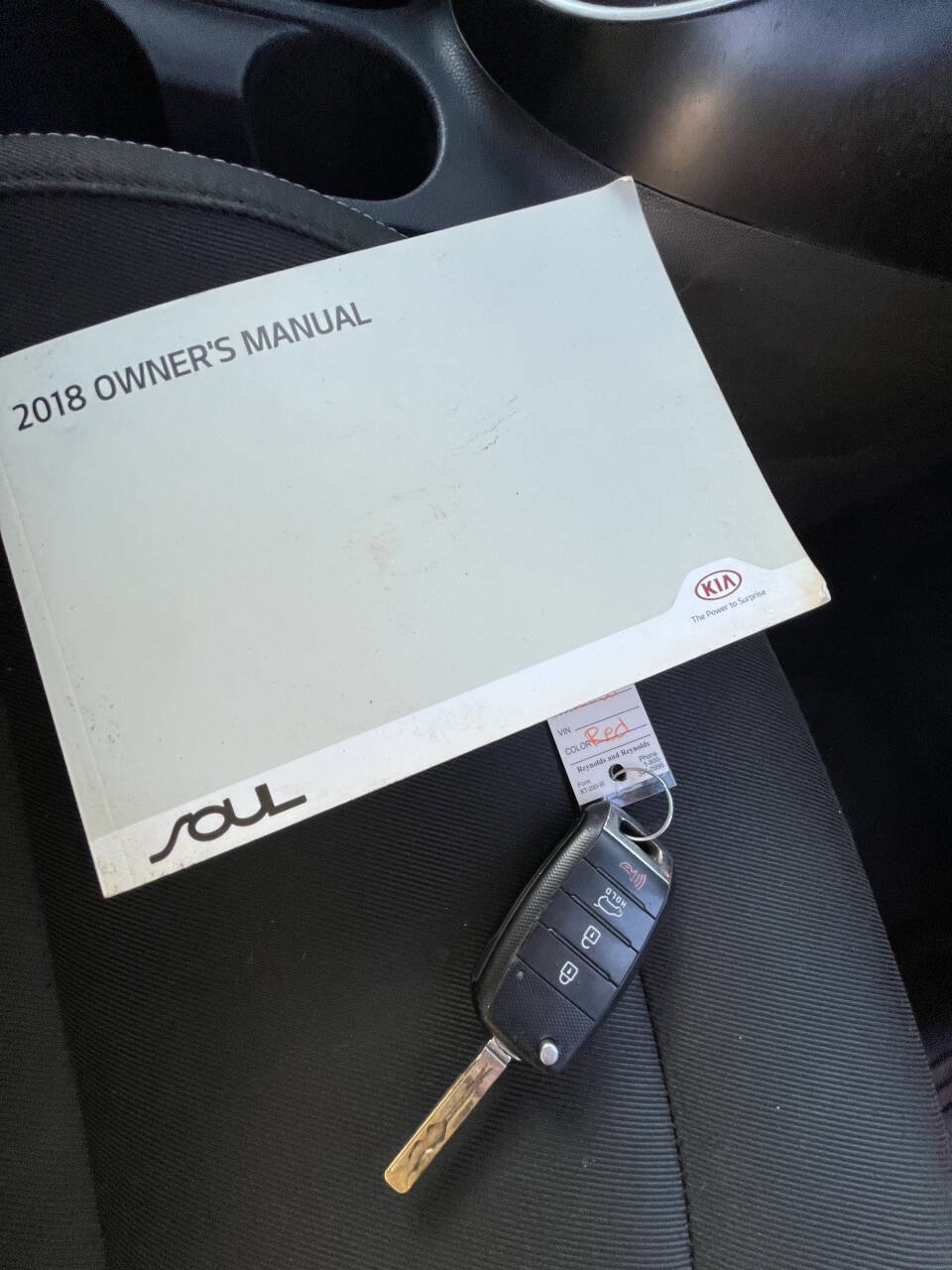 Used 2018 Kia Soul + FWD image 13