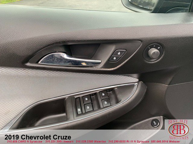 Used 2019 Chevrolet Cruze LS w/ LS Fleet Convenience Package image 9