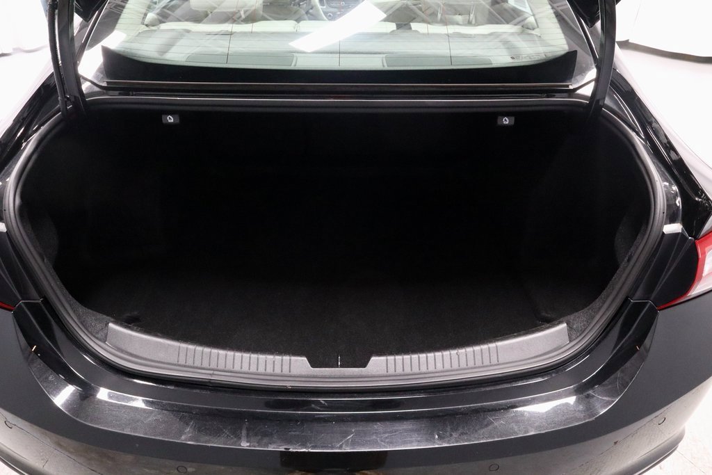 Used 2024 Chevrolet Malibu LT image 13