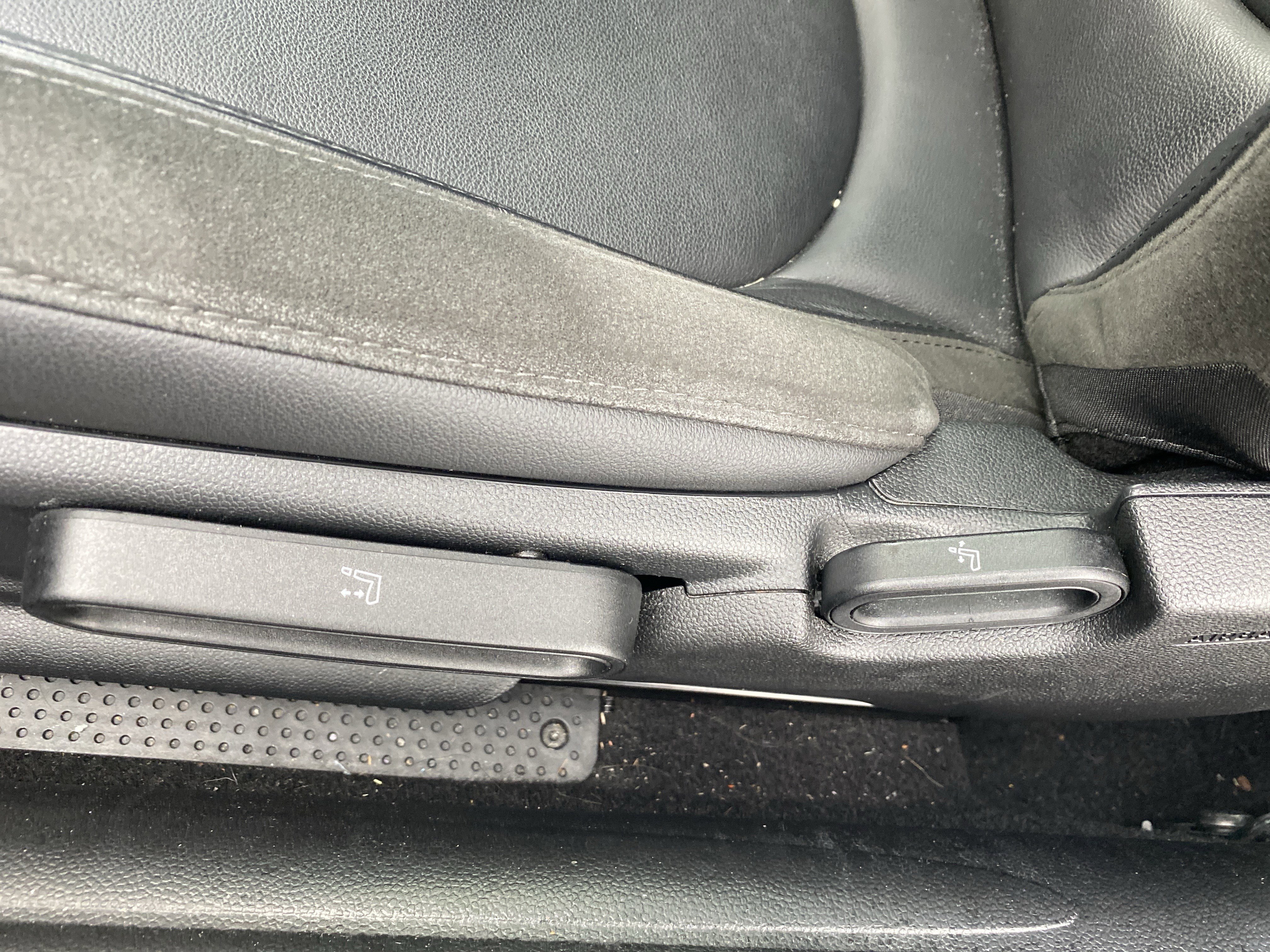 Certified 2024 MINI Cooper SE image 20