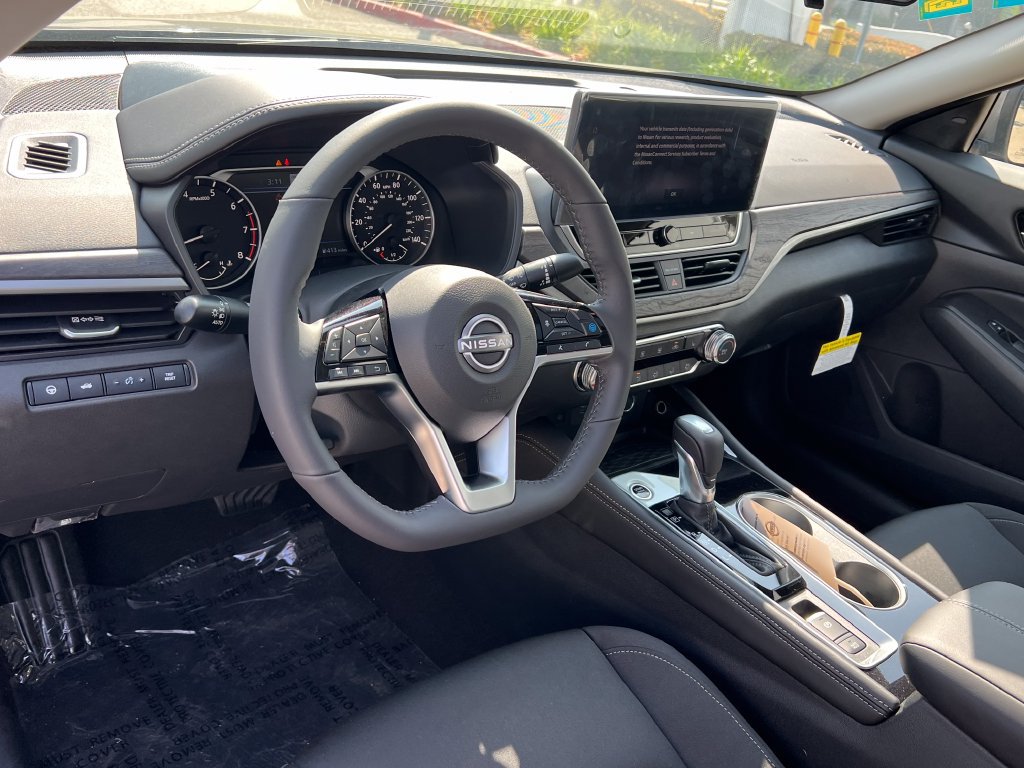 New 2026 Nissan Altima 2.5 SV FWD image 15