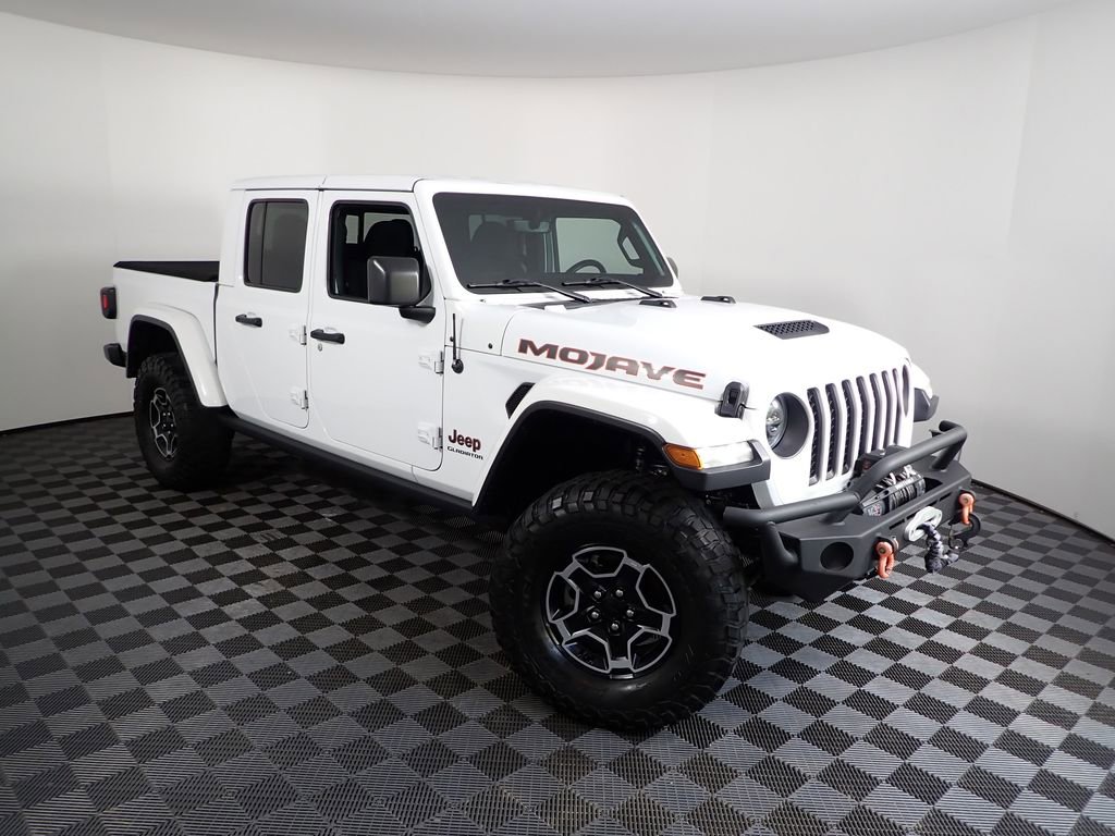 Used 2020 Jeep Gladiator Mojave w/ Dual Top Group AWD/4WD image 5