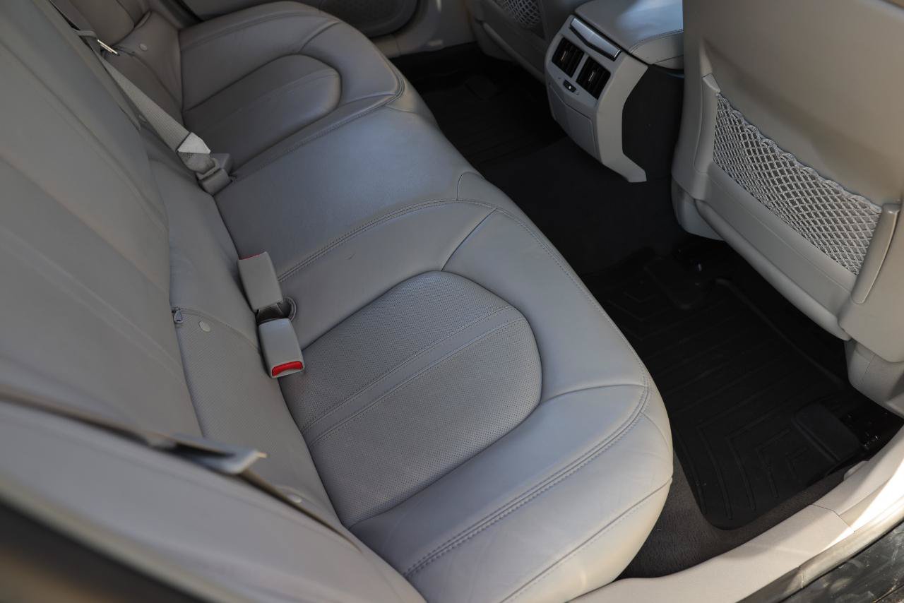 Used 2010 Cadillac CTS Performance RWD image 12