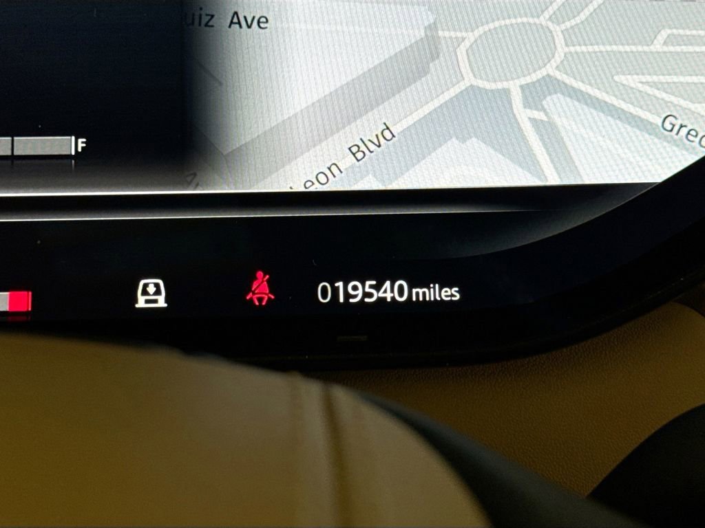 Used 2023 Land Rover Range Rover SE AWD/4WD image 11